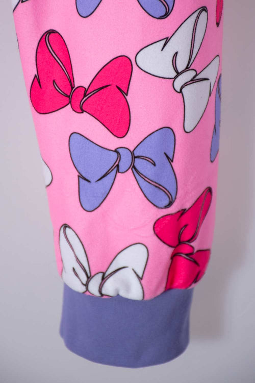 Card slide image -  PIJAMA DE DISNEY DE PANTALÓN LARGO ROSADO Y MORADO PARA NIÑA