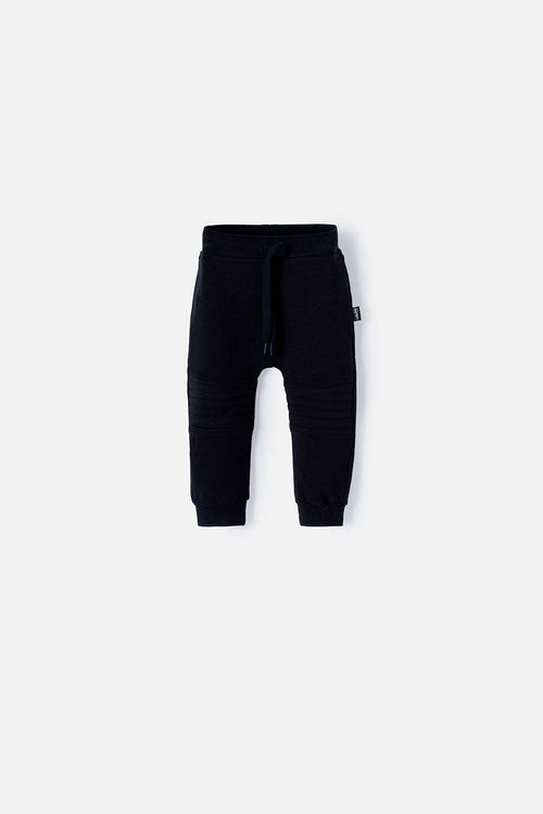 Card slide image -  JOGGER LITTLEMIC CON CORDÓN NEGRO PARA BEBÉ NIÑO