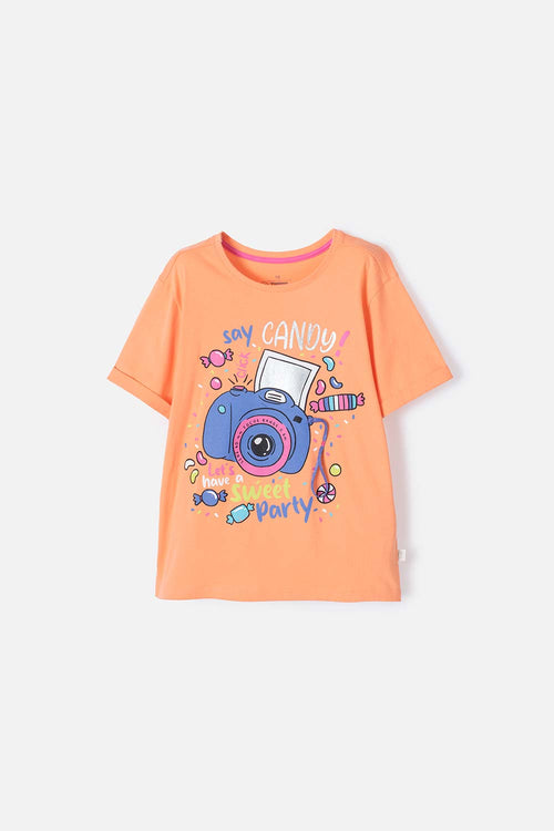 Card slide image -  CAMISETA MIC NARANJA CON ESTAMPADO EN FRENTE PARA NIÑA